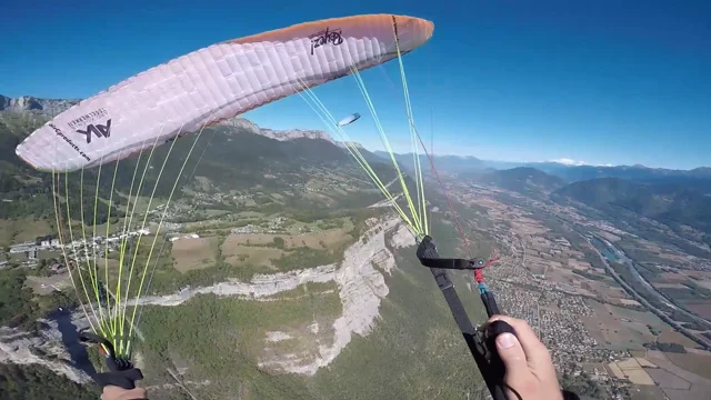 Summer acro paragliding trip, Luke de Weert