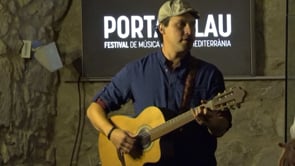 El públic respon al segon Portalblau d'hivern, dins el Som Cultura
