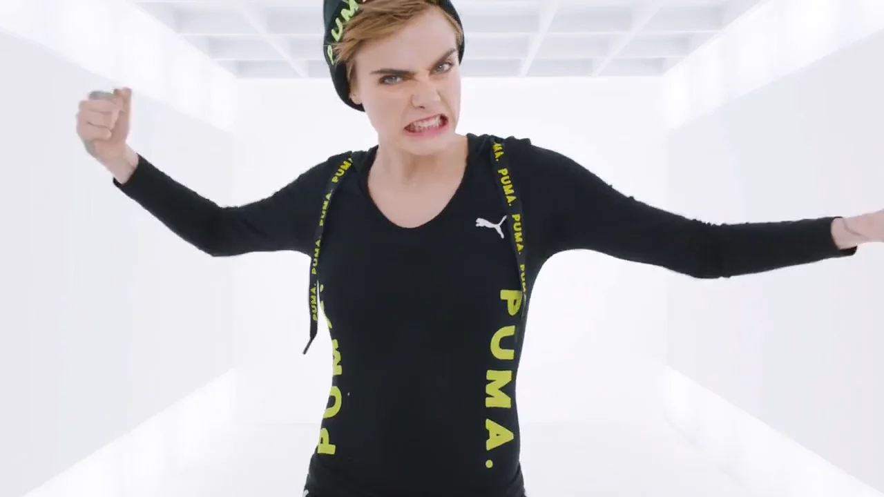 Cara delevingne 2024 pub zalando