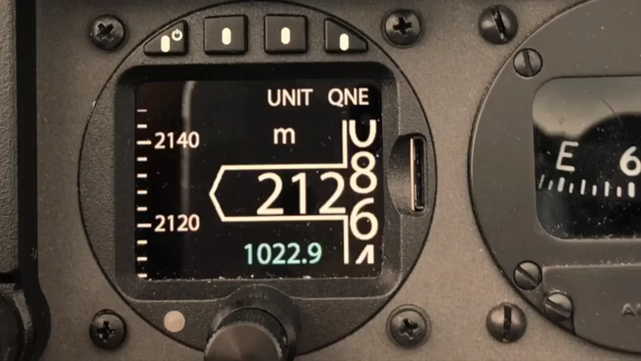 AIR Control Display Altimeter