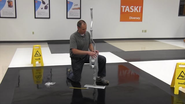 ProSpeed Applicator _ Applying Floor Finish _ Diversey