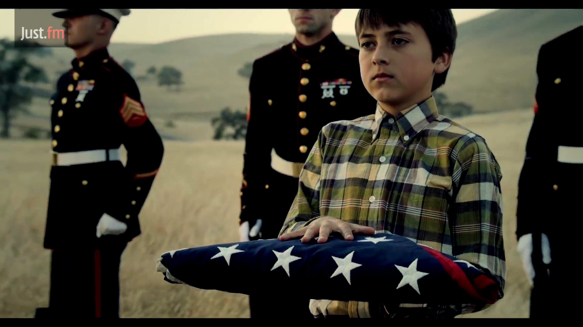 диджей авичи. хэй братец авичи. Hey brother авичи. Hey brother авичи. Hey brother avicii фото.