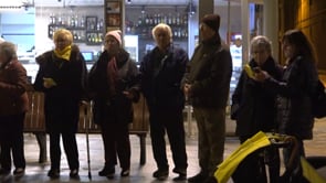 Fa pràcticament un any que la Coral Groga protesta pels presos polítics