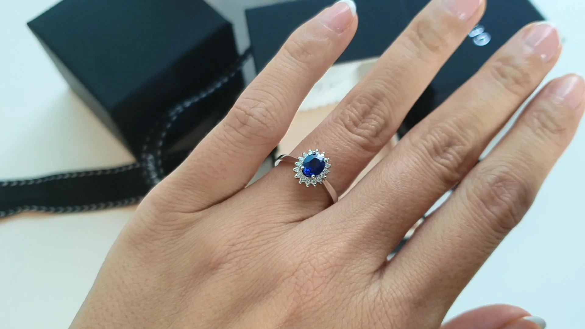 Bague Réglable Saphir Bleu Naturel Ovale - Fait Main Argenté, Bijou Cadeau (Inde)