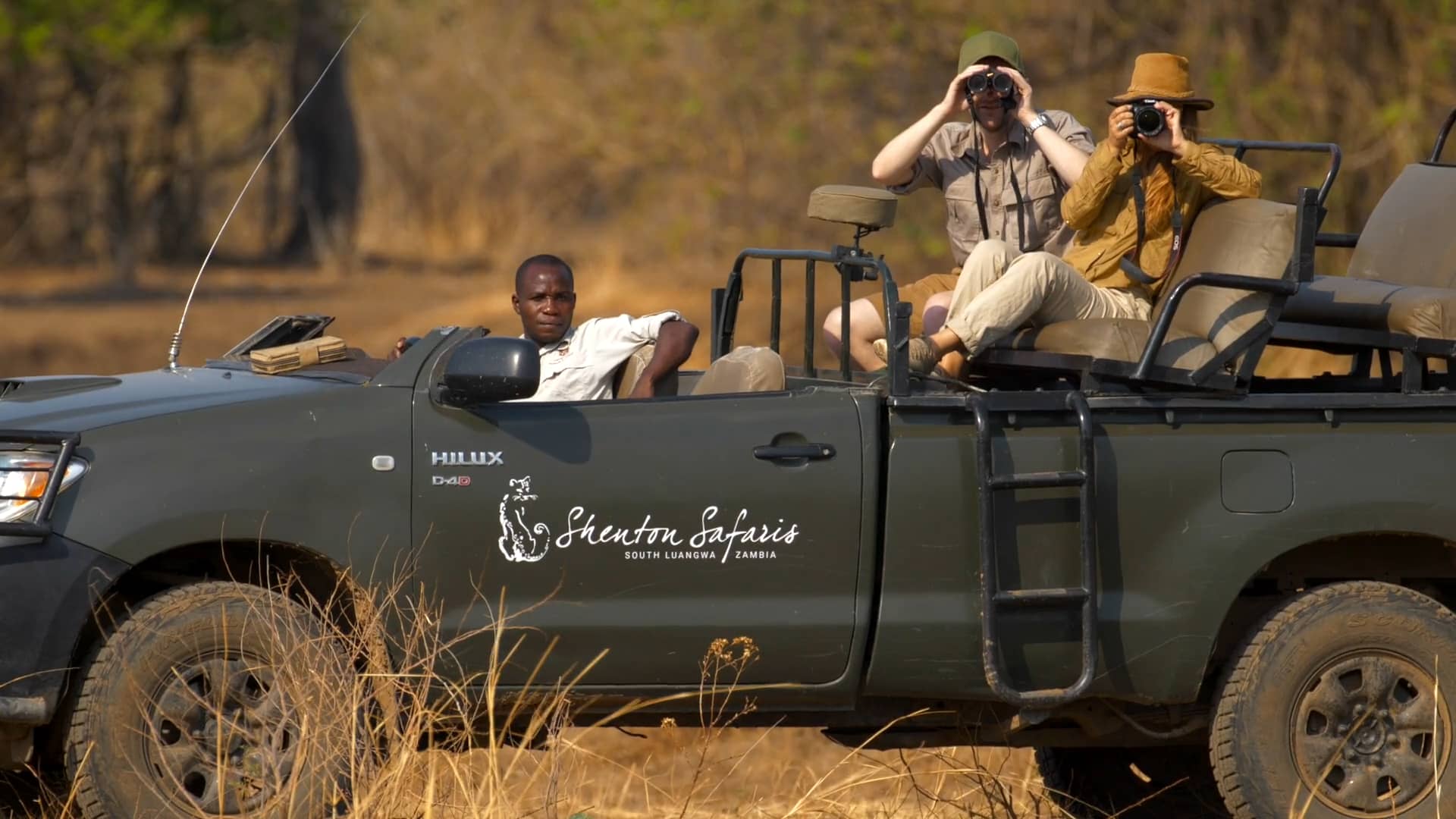 Shenton Safaris - Mwamba Bush Camp on Vimeo