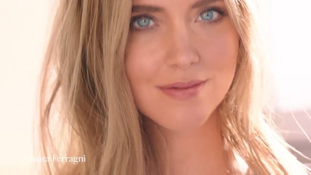deVine Voices Native French Female Voiceover Intimissimi Commercial Dubbing