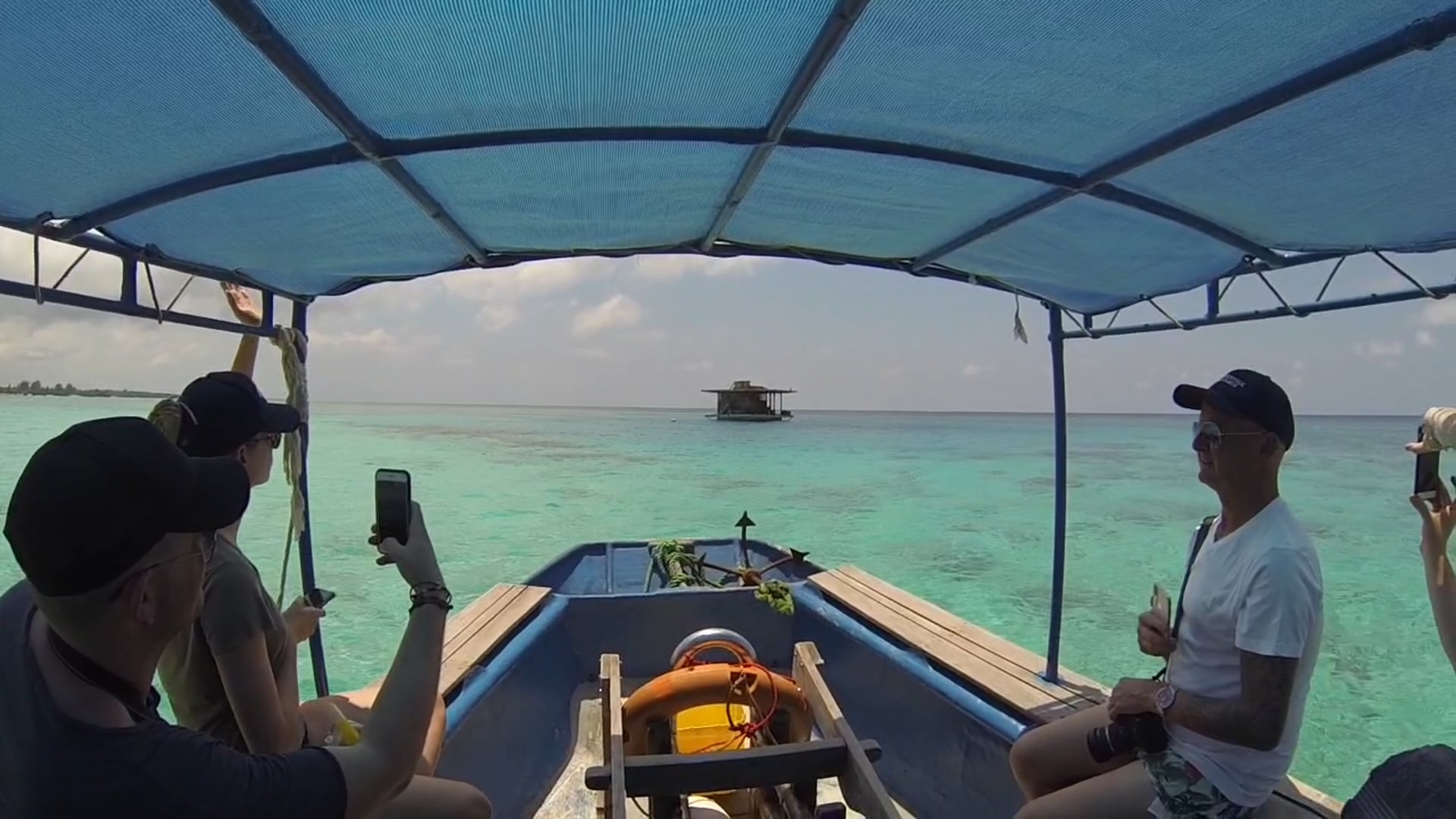 Underwater Room, The Manta Resort