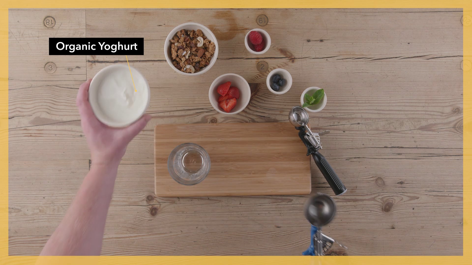 La recette du Granola Parfait du Pain Quotidien on Vimeo