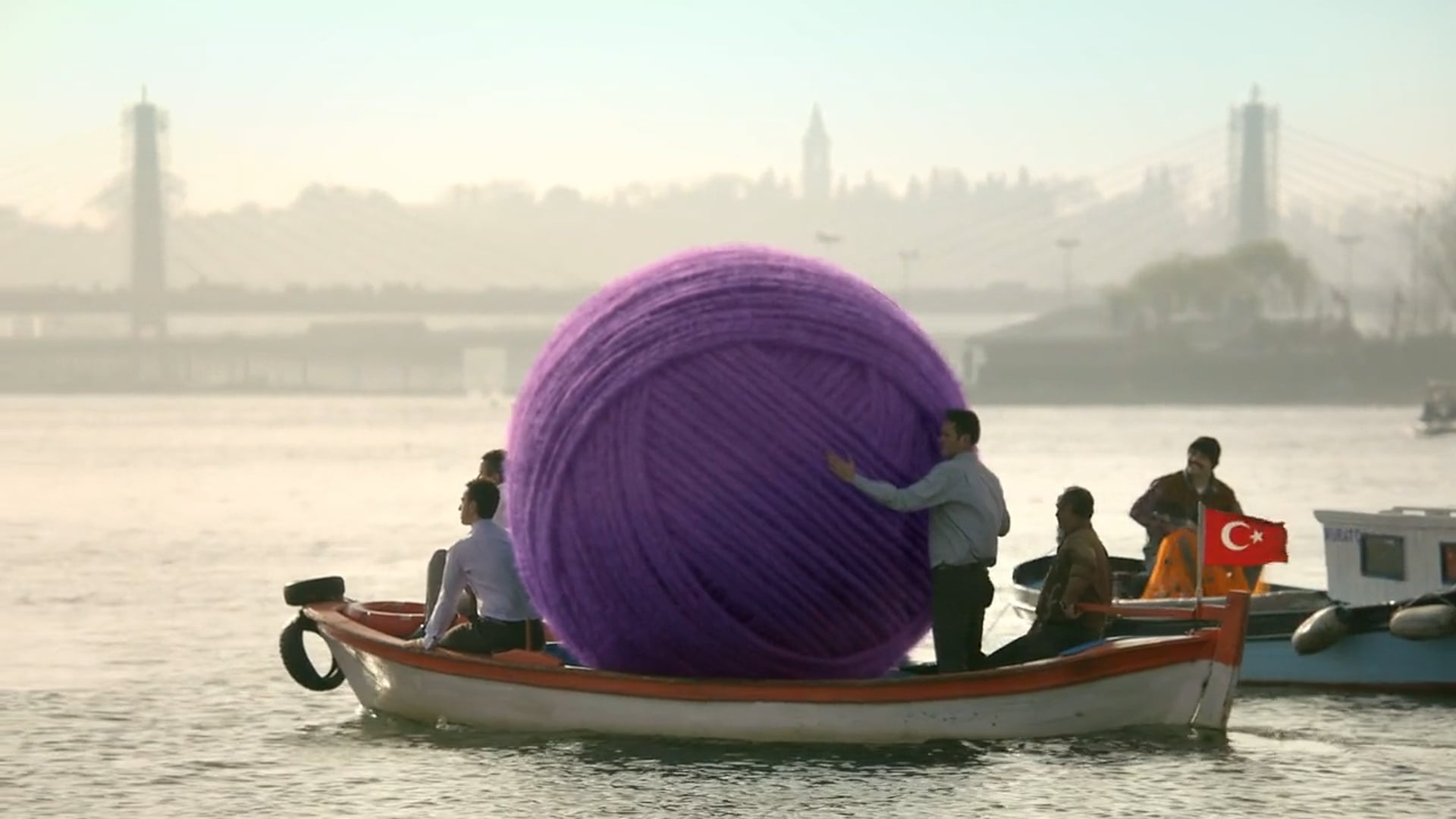 Ezel Akay-Royal Halı Halka Arz TVC