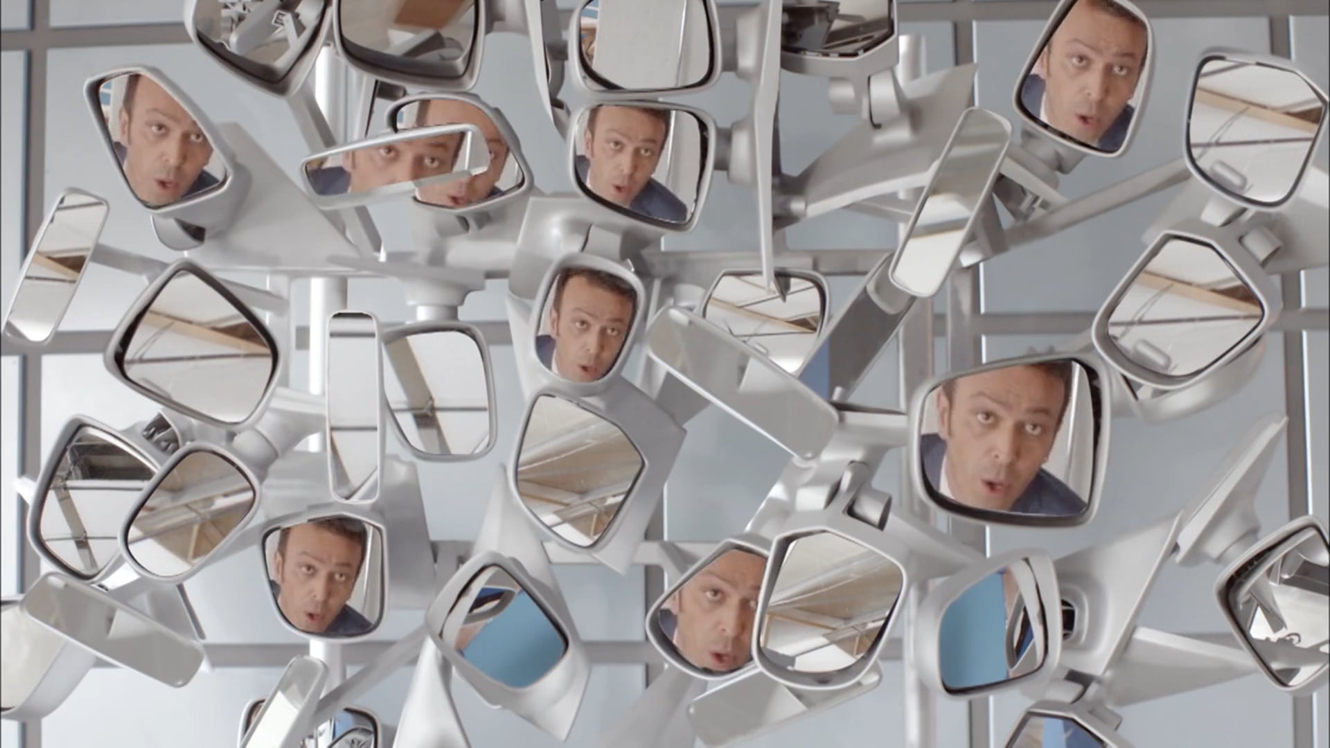 Ezel Akay -Dacia Teaser 1 TVC