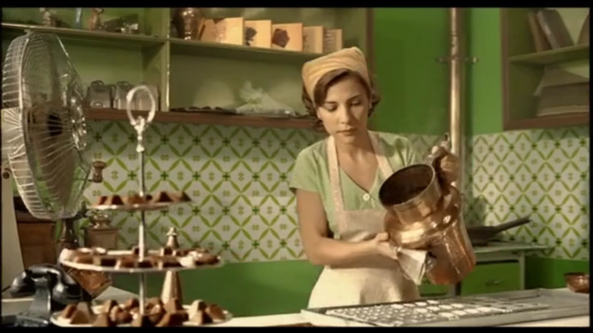 Ezel Akay-Nestle Damak