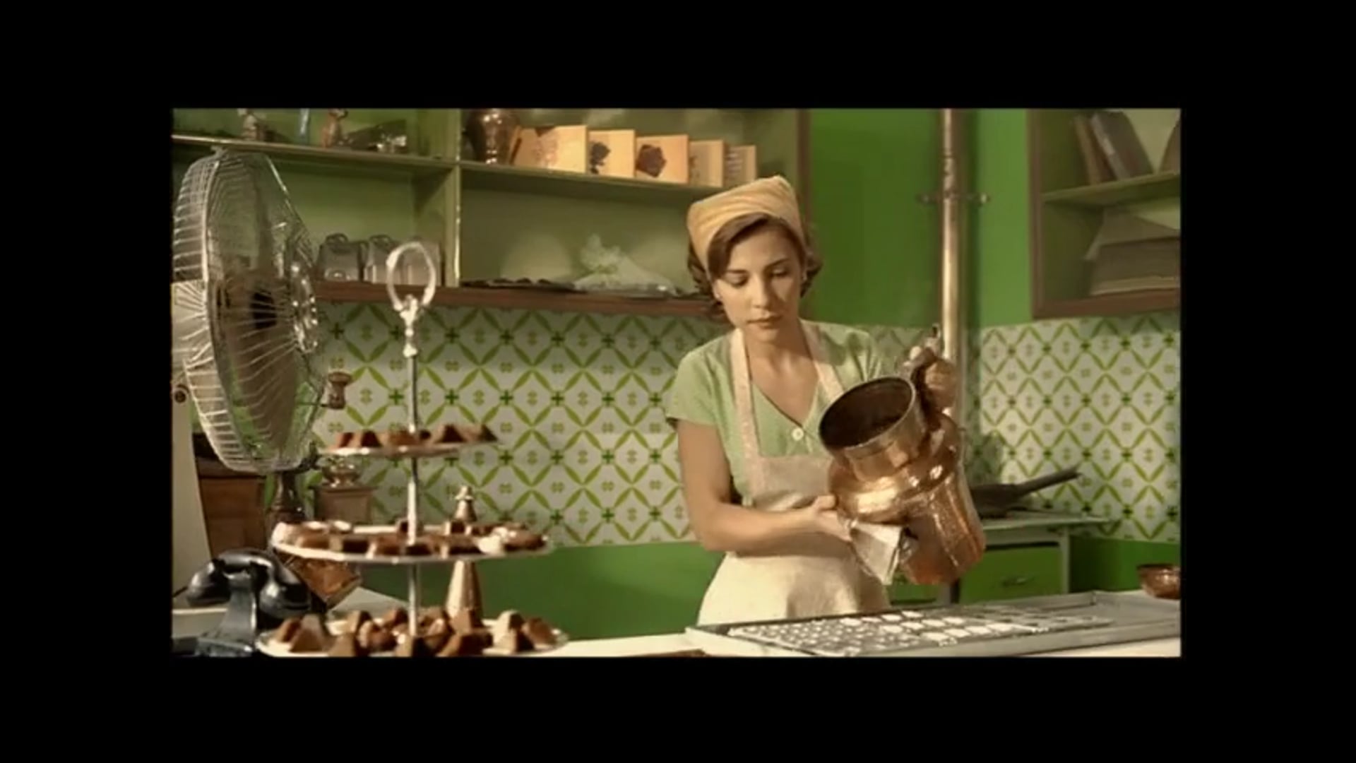 Ezel Akay-Nestle Damak