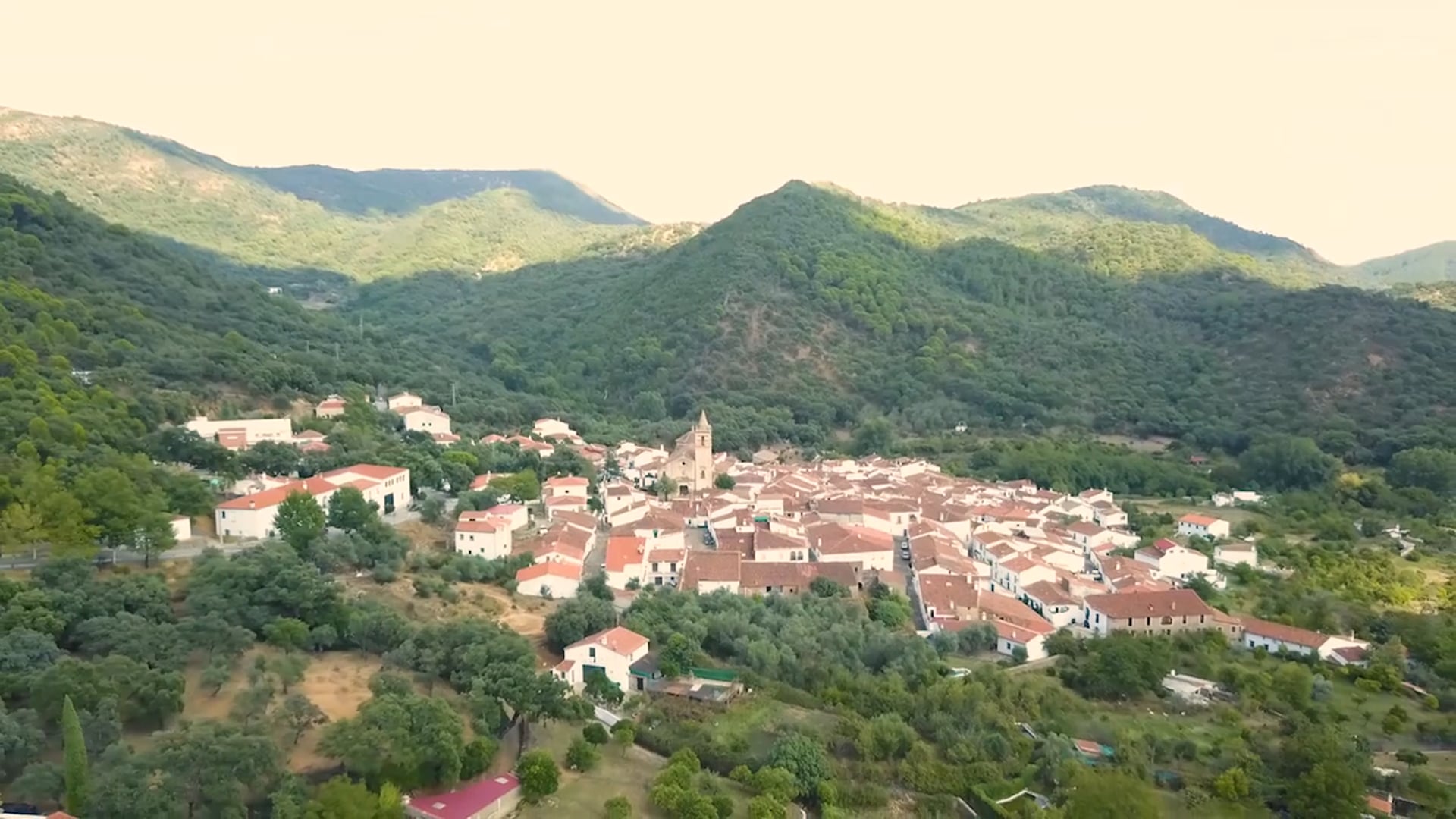 Destino Andalucía -  Linares de la Sierra