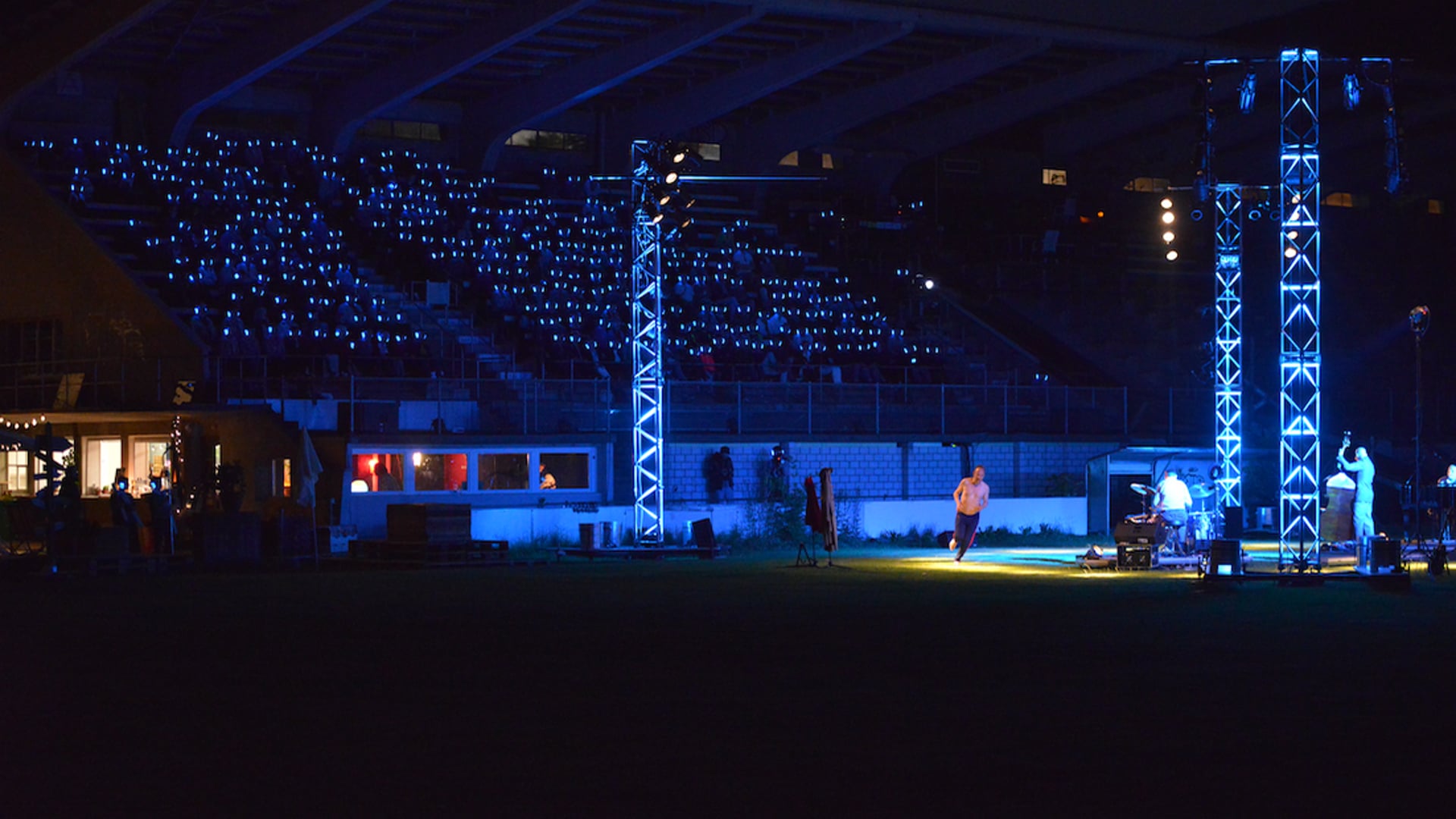 Courir de Jean Echenoz par Romanens & Format A' 3