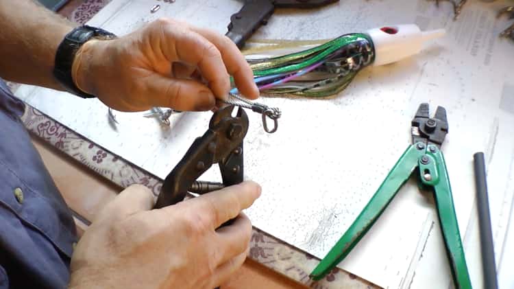 Trolling Lures - Rigging for Offshore Fishing on Vimeo