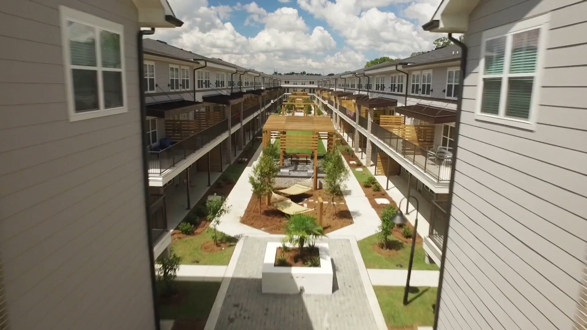 Wildwood Baton Rouge LSU Student Apartments on Vimeo