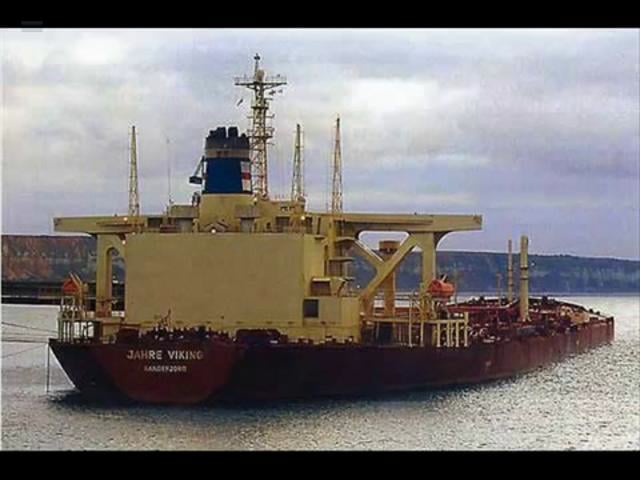 Knock Nevis - The Ship Ever - 565 DWT on Vimeo