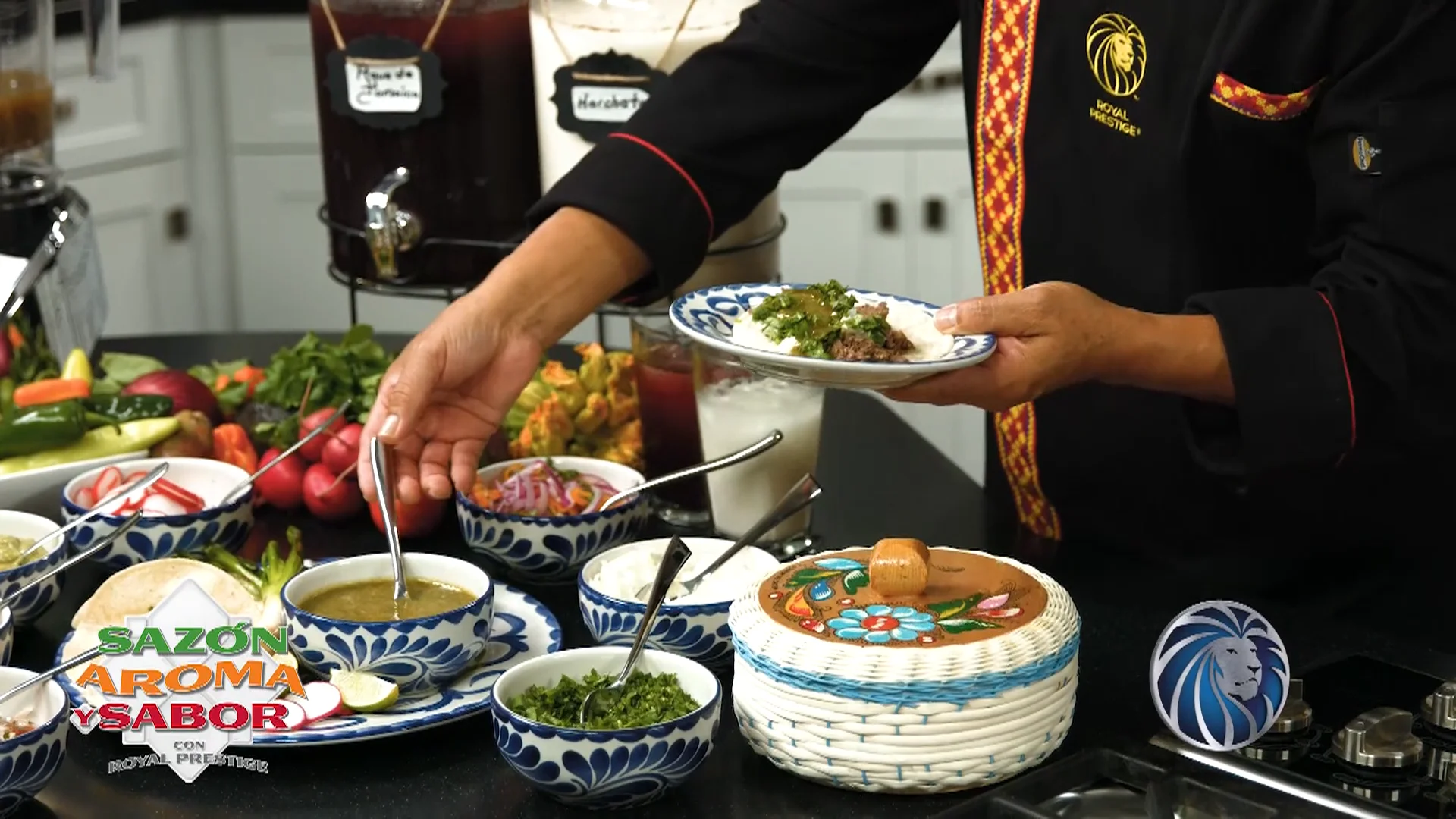 Deliciosa Lengua a la mexicana preparada en la exclusiva Olla de Presión Royal  Prestige® (SAS). on Vimeo