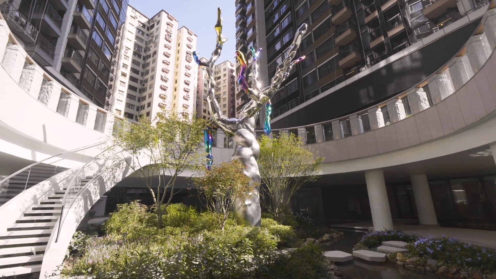 Fleur Pavilia - The Art