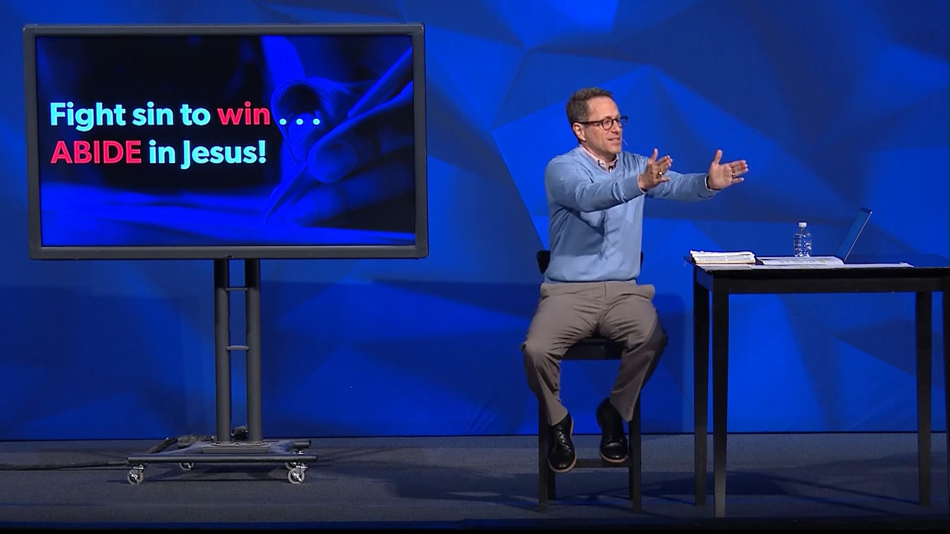 HFBC Message: Fighting Sin to Win (1 John 3:4-10)