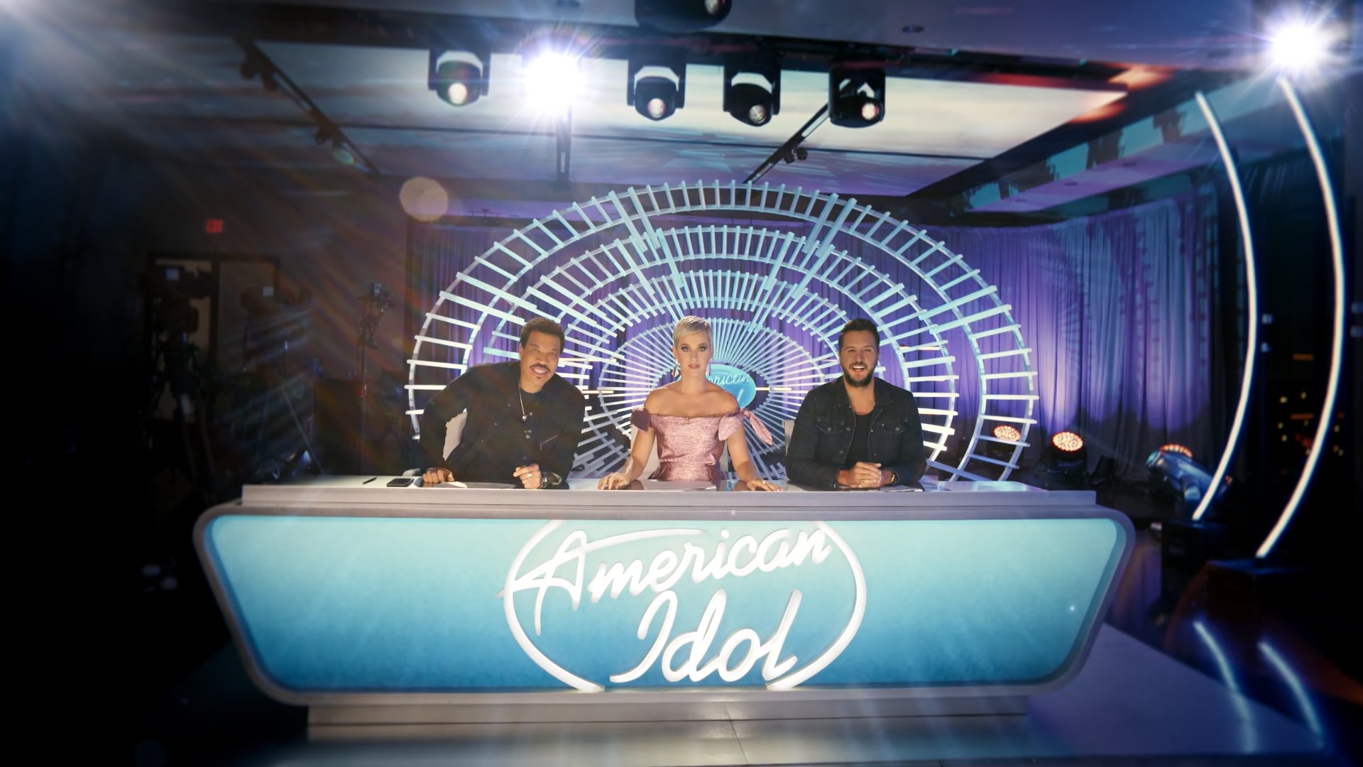 American Idol - A New Journey Begins