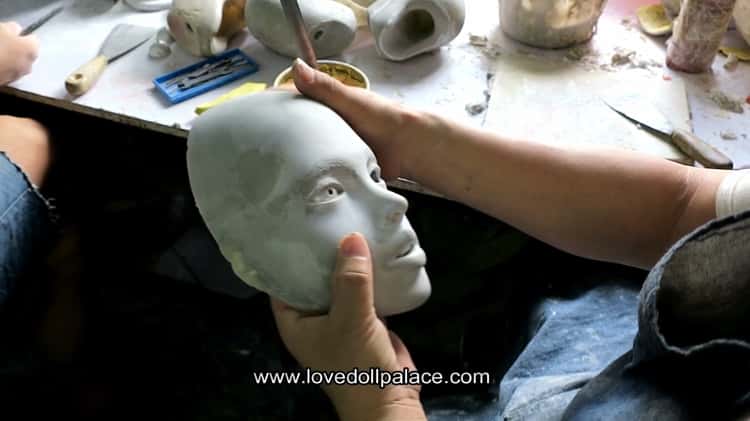 Sex Doll Sculpture and Make up on Vimeo