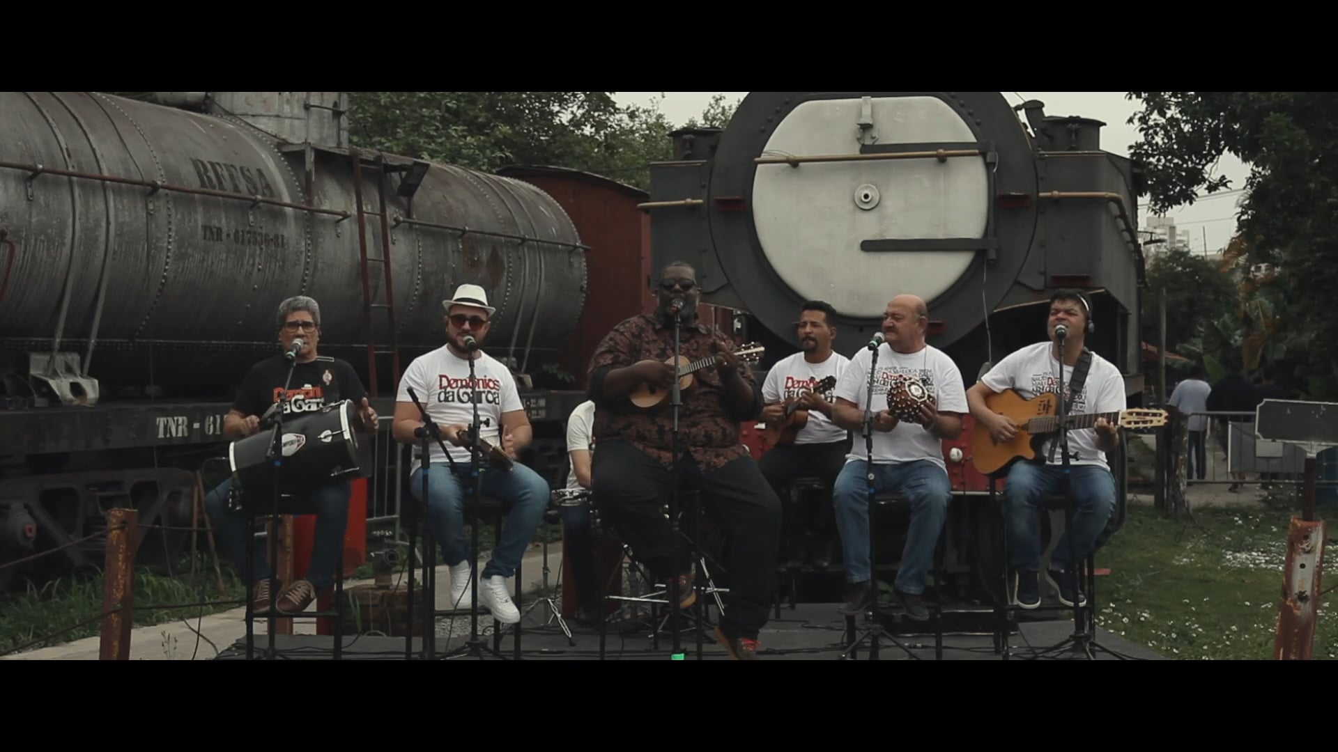 Demônios da Garoa e Péricles - Música 1