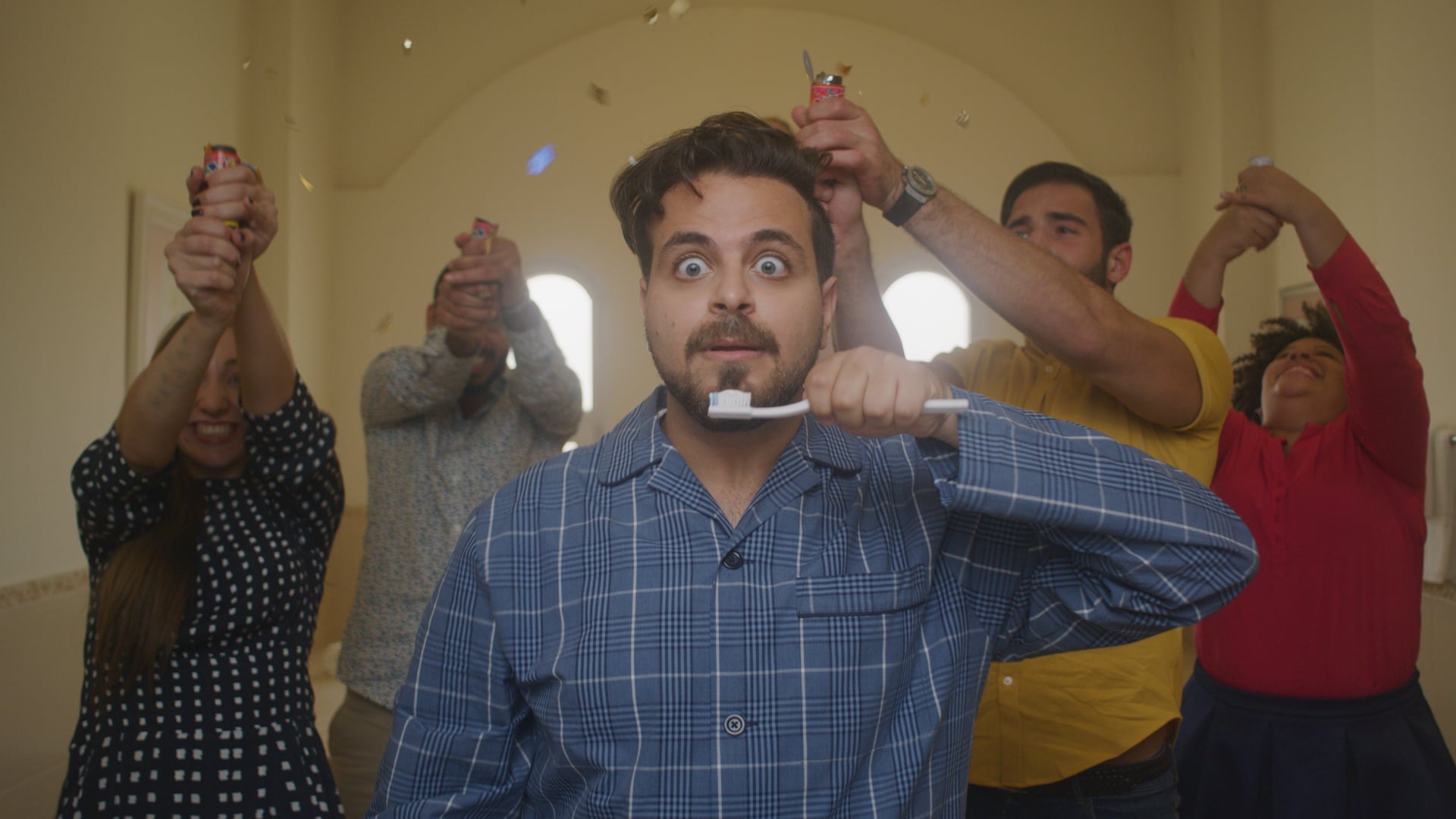 Du Commercial 2018
