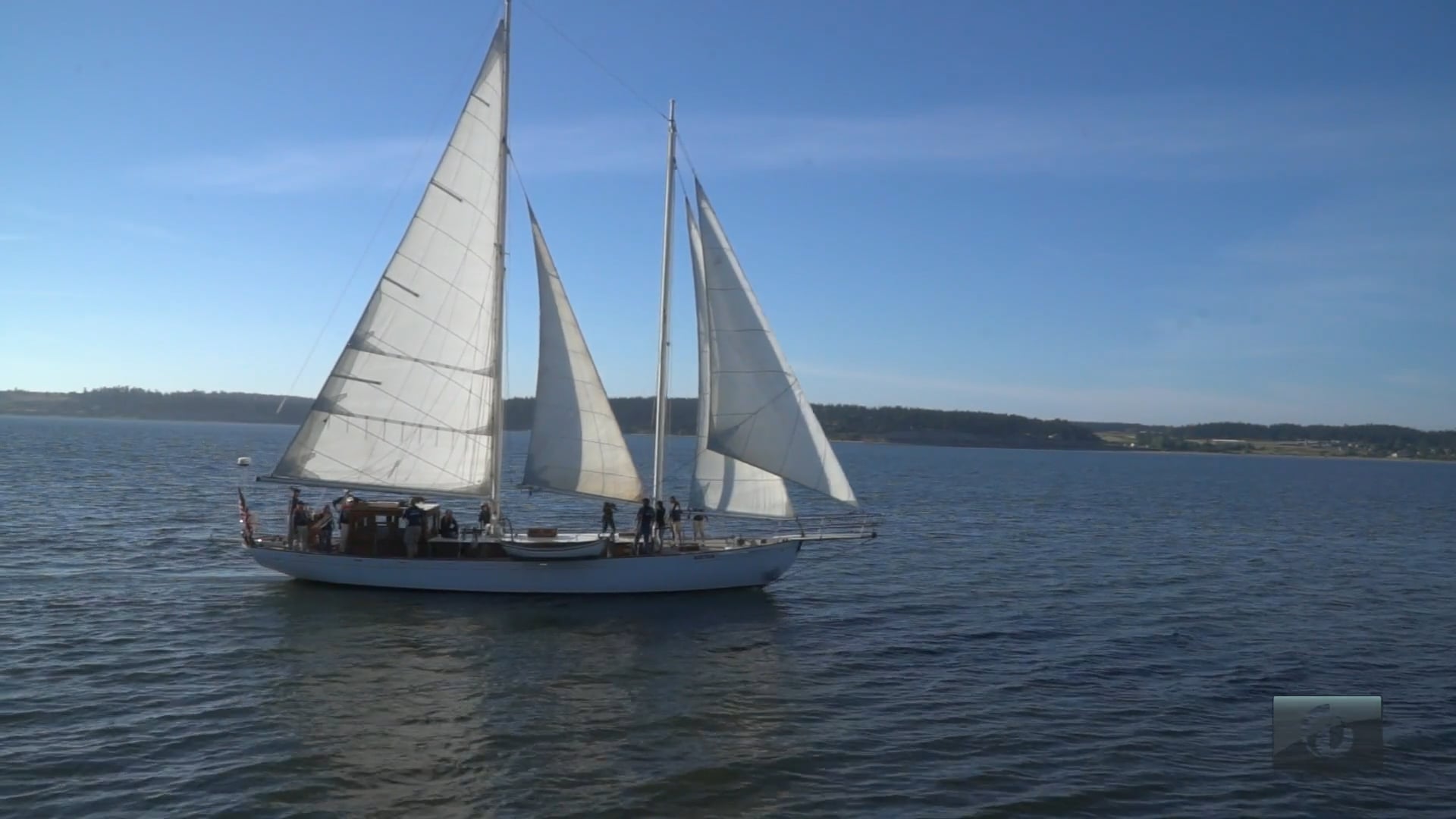 LOVELY SCHOONER SUVA - WHIDBEY TV