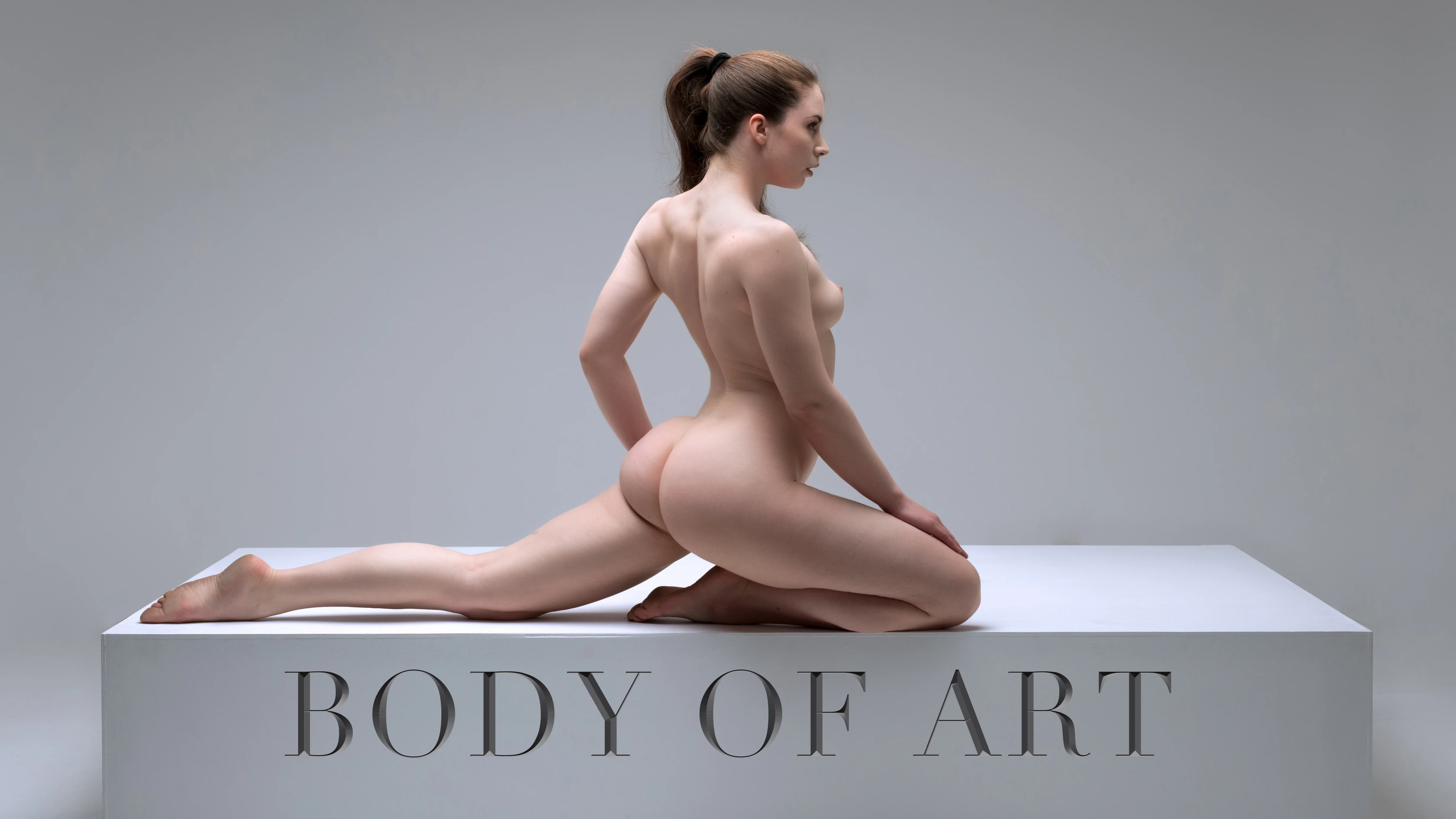 nude art model 