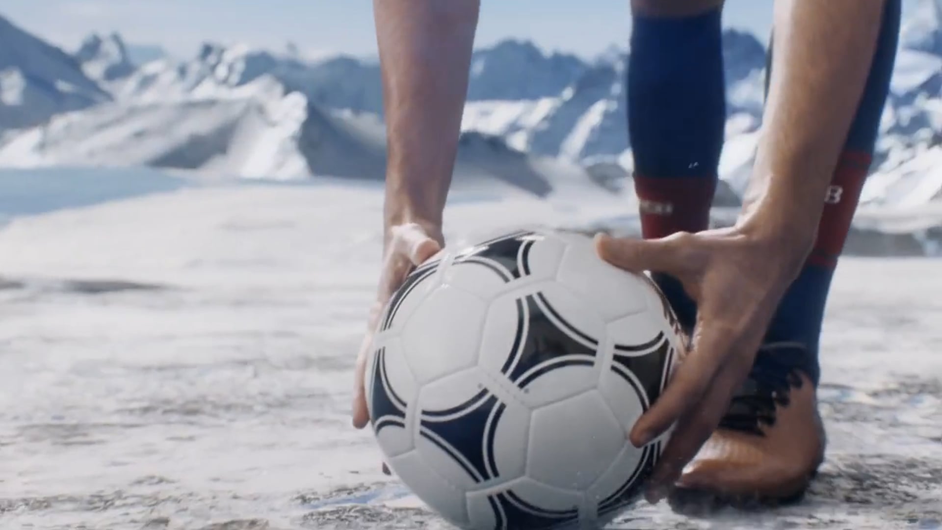 ADELHOLZENER // Wasserspieler