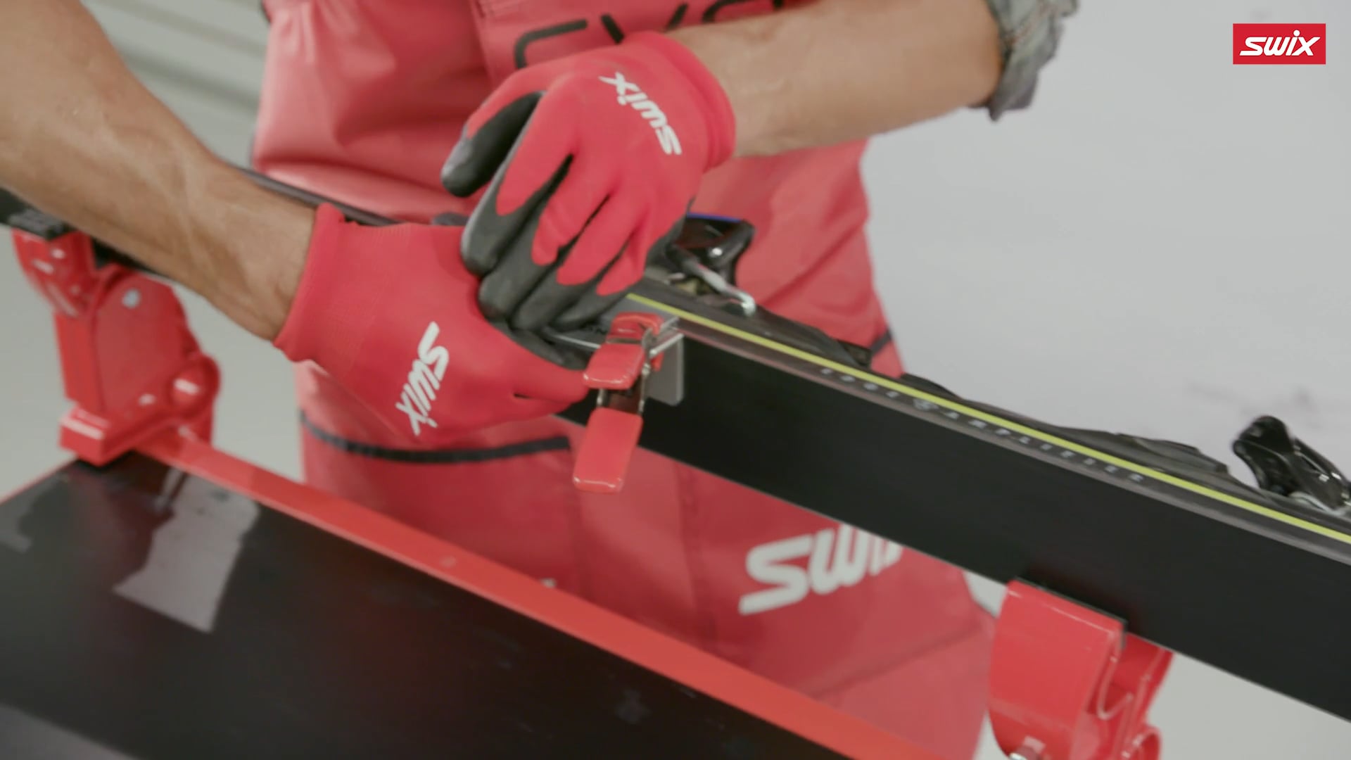 Pince à Ressort Swix Pour Guide De Lime - Fixation Précise Pour Affûtage Des Skis - Taille Unique - 4