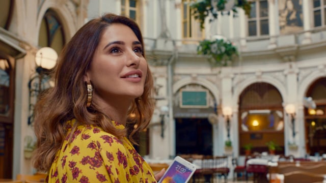 Golootlo featuring Nargis Fakhri