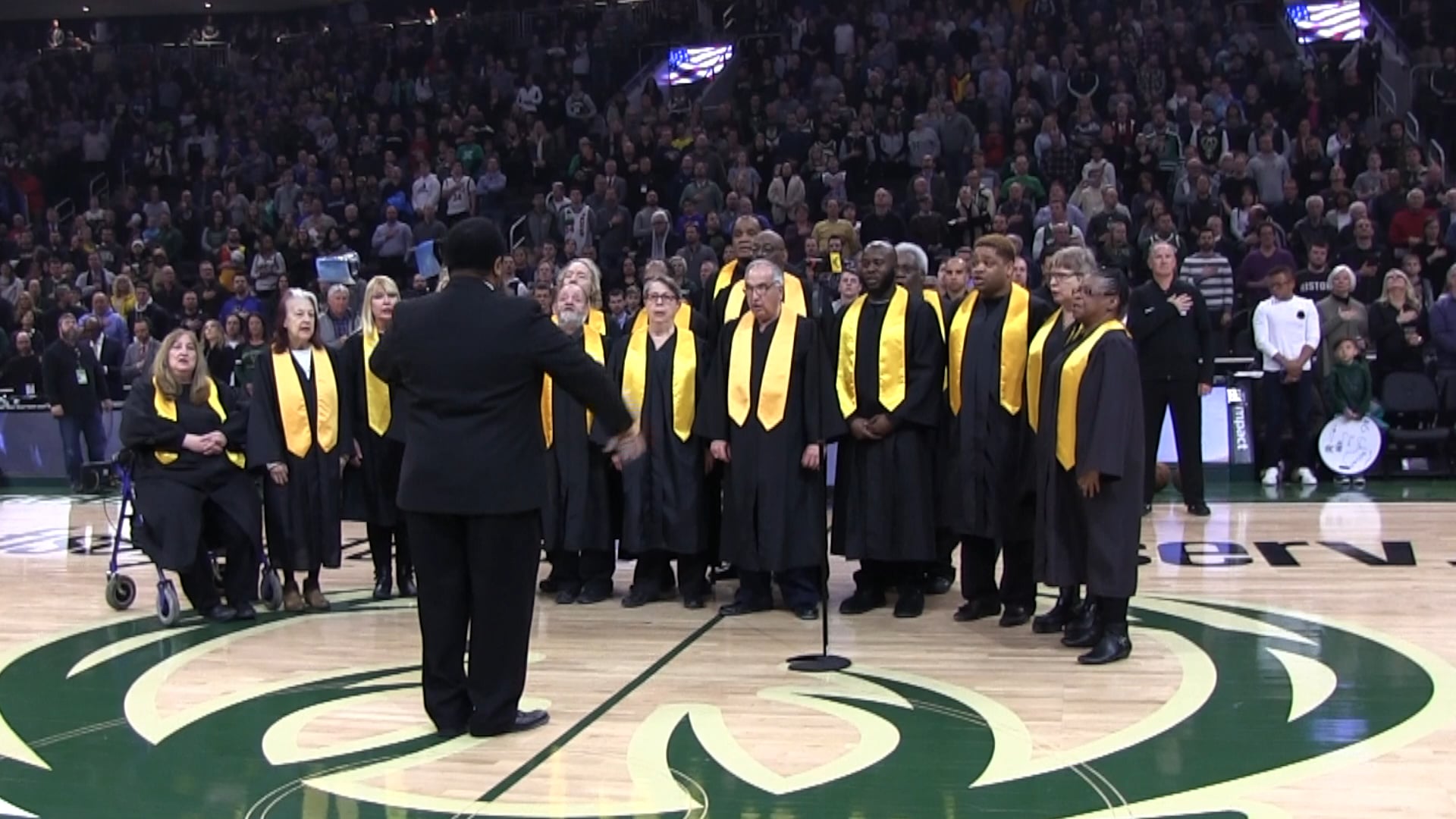 MPS Community Gospel Choir: National Anthem and Oh, Freedom