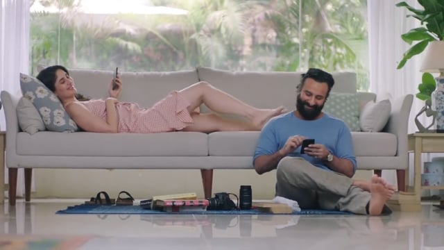 Airbnb: Holiday Decission  | Saif & Kareena