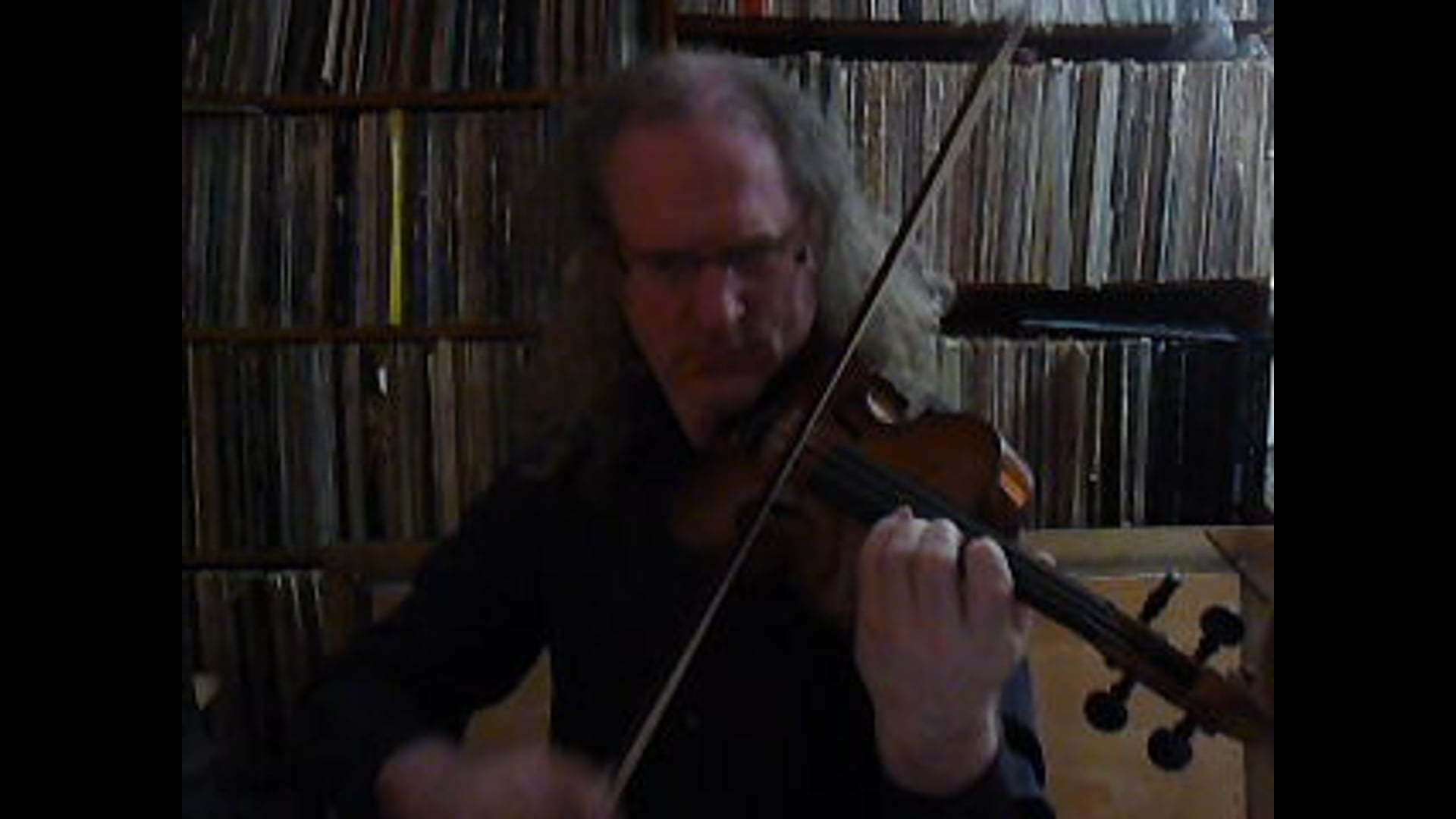 Promotional video thumbnail 2 for Gregor Kitzis Violin and Musical Saw