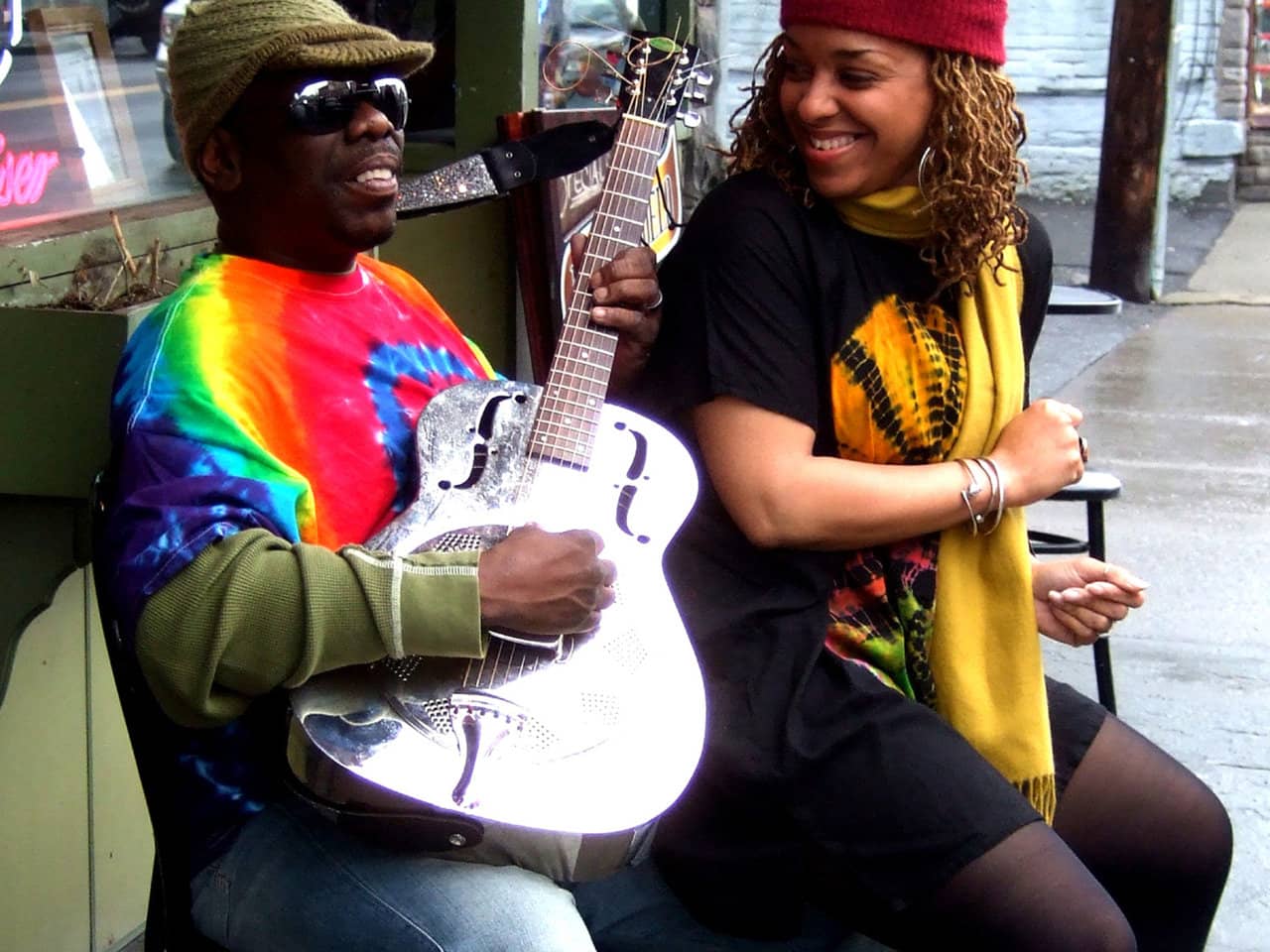 Lucky Peterson and Tamara Peterson (live acoustic): Talkin Bout Love ...