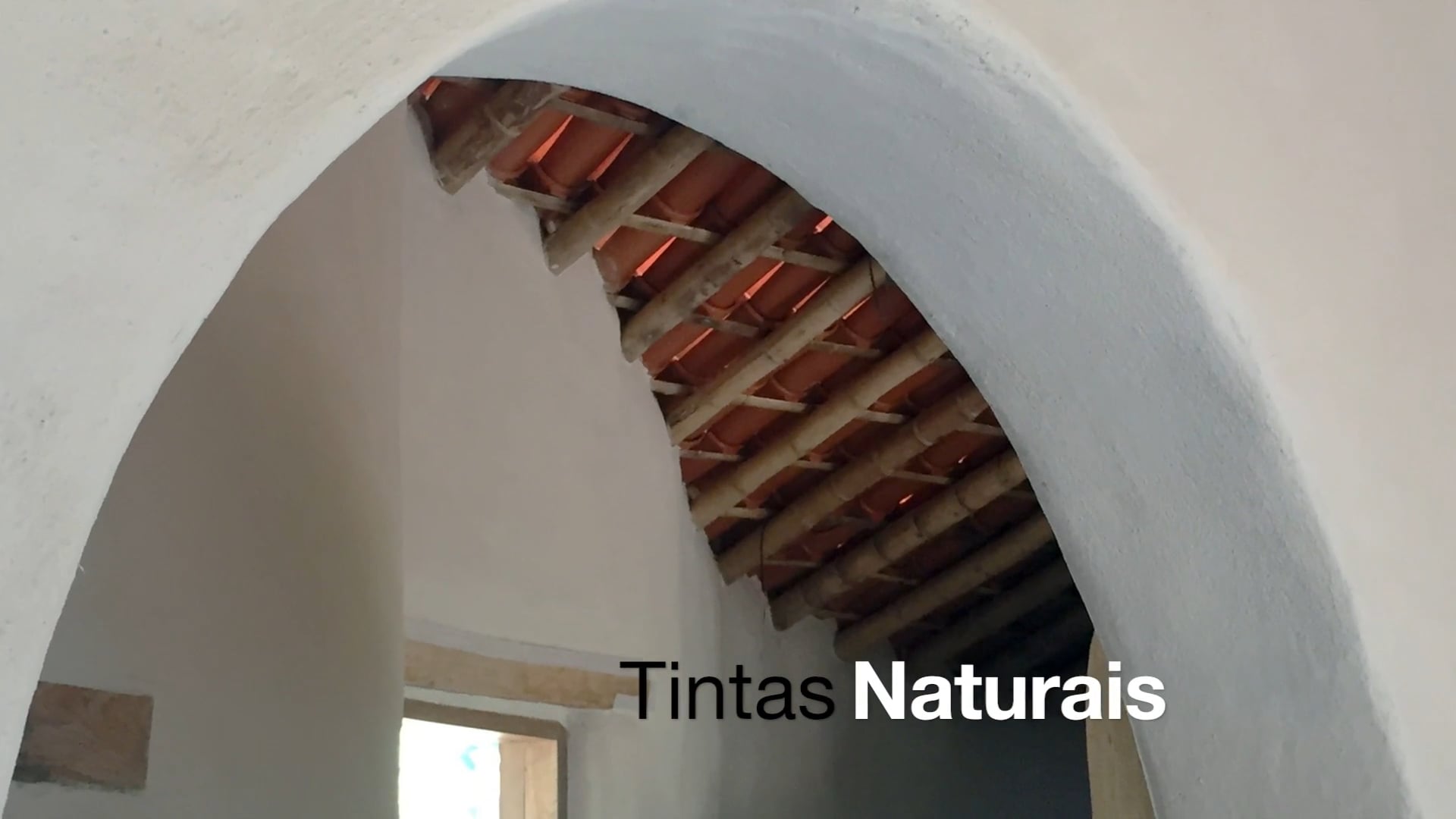 Clay Paint on bioconstruction site