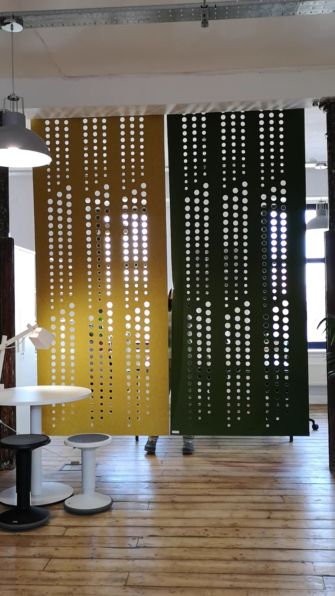 Sequence Screens on Sliding Track on Vimeo