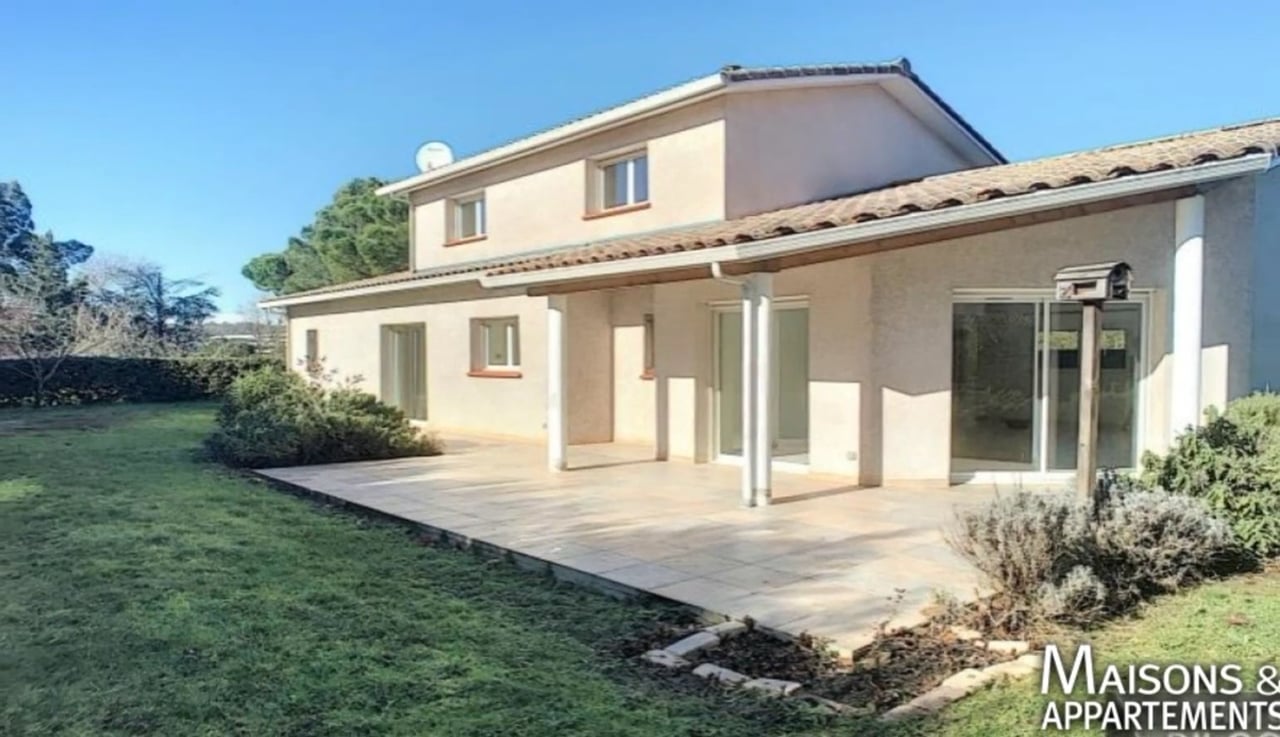 CORNEBARRIEU - MAISON A VENDRE - 472 000 € - 170 m² - 5 pièces on Vimeo