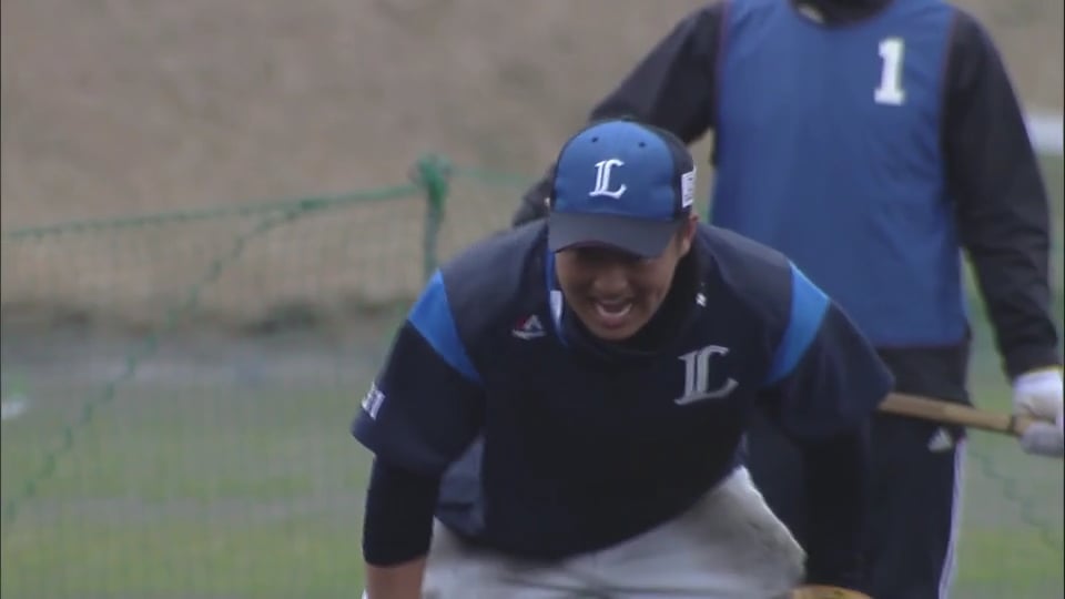 【ライオンズ春季キャンプ】ライオンズのルーキー・佐藤が気合の特守 2019/2/5