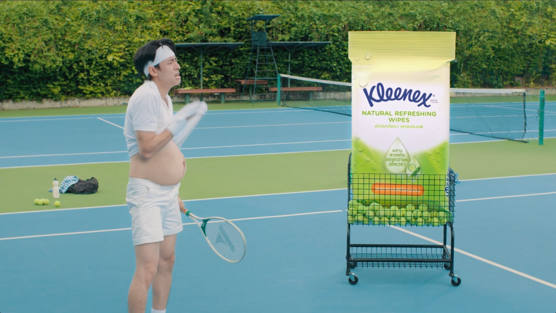 Kleenex wet wipes: Natural Refreshing
