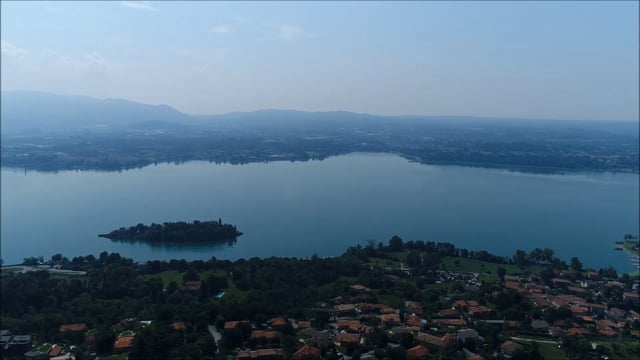 Unique lakefront villa