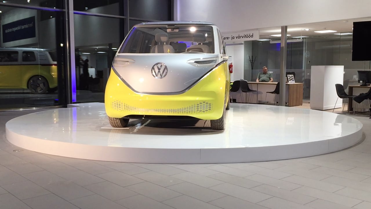 Elektriauto pöördlaval