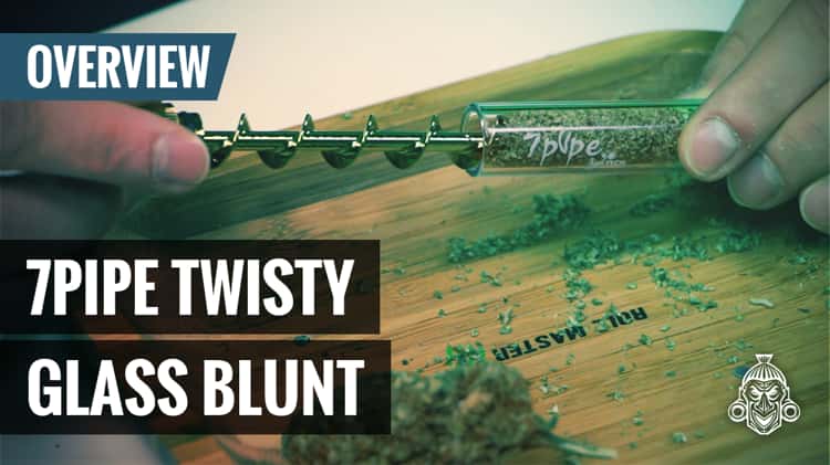 7 Pipe - Twisty Glass Blunt - Green Therapy
