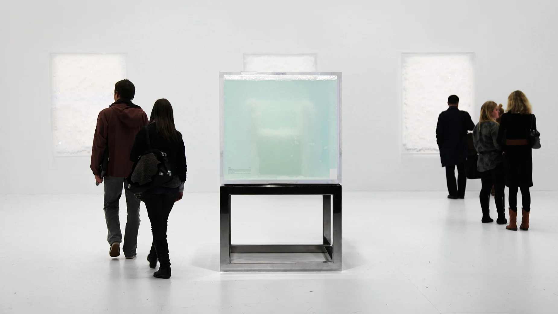 TOKUJIN YOSHIOKA 