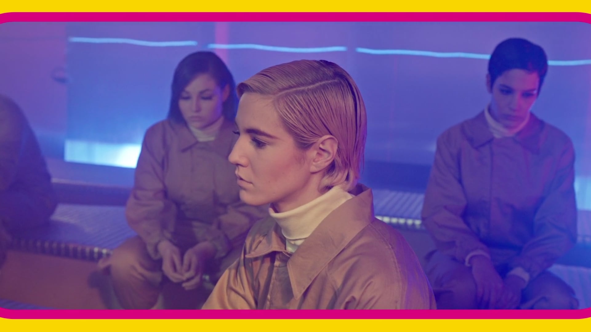 DOMADOR -UNA VEZ MEDIA NOCHE-