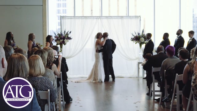 A wedding at the Mint Museum Uptown