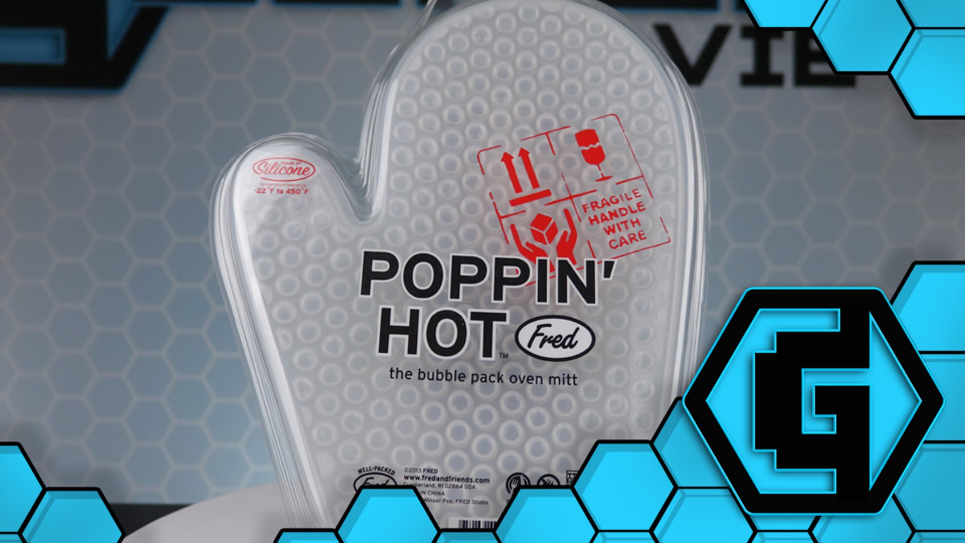 The Geekery View - Poppin Hot Oven Mit