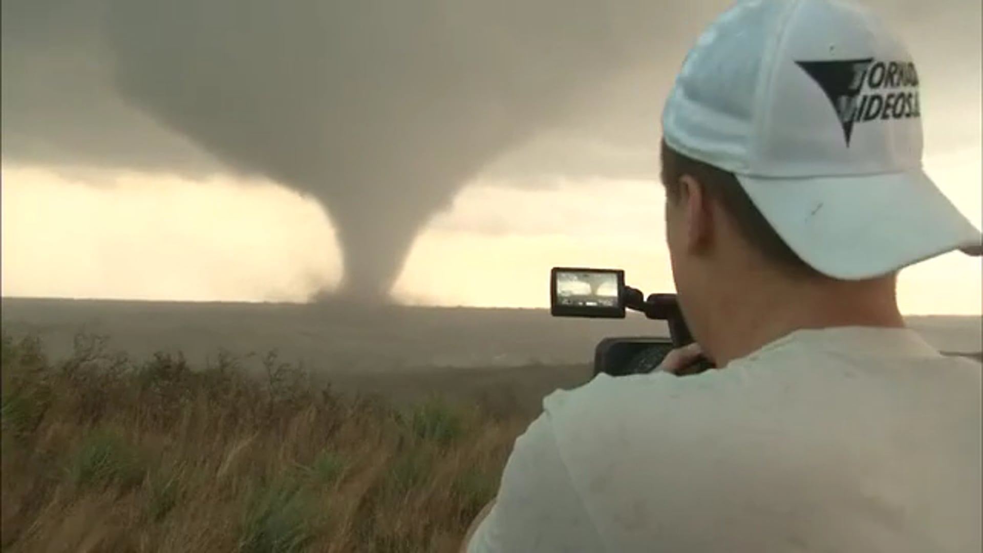 Stormchasers Lexus